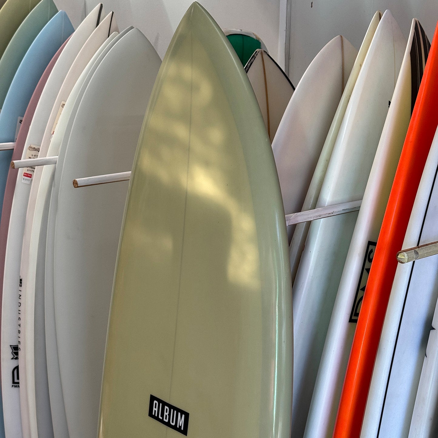 ALBUM TWINSMAN 6'0" PU FUTURES 37.3L