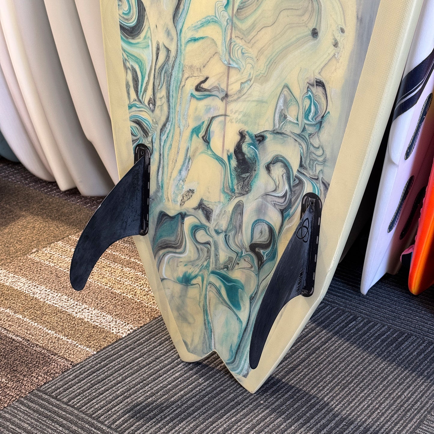 ALBUM TWINSMAN 6'0" PU FUTURES 37.3L