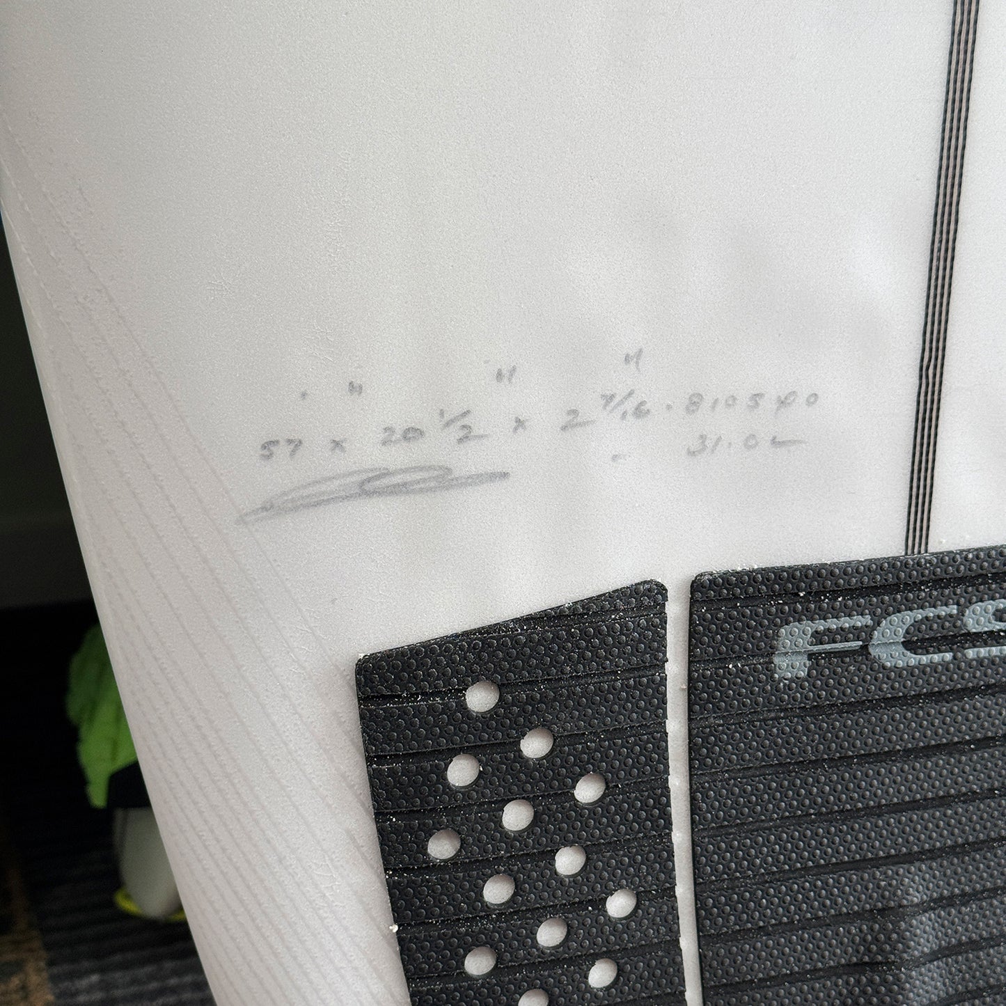 JS BARON FLYER 5'7" PU FUTURES 31L