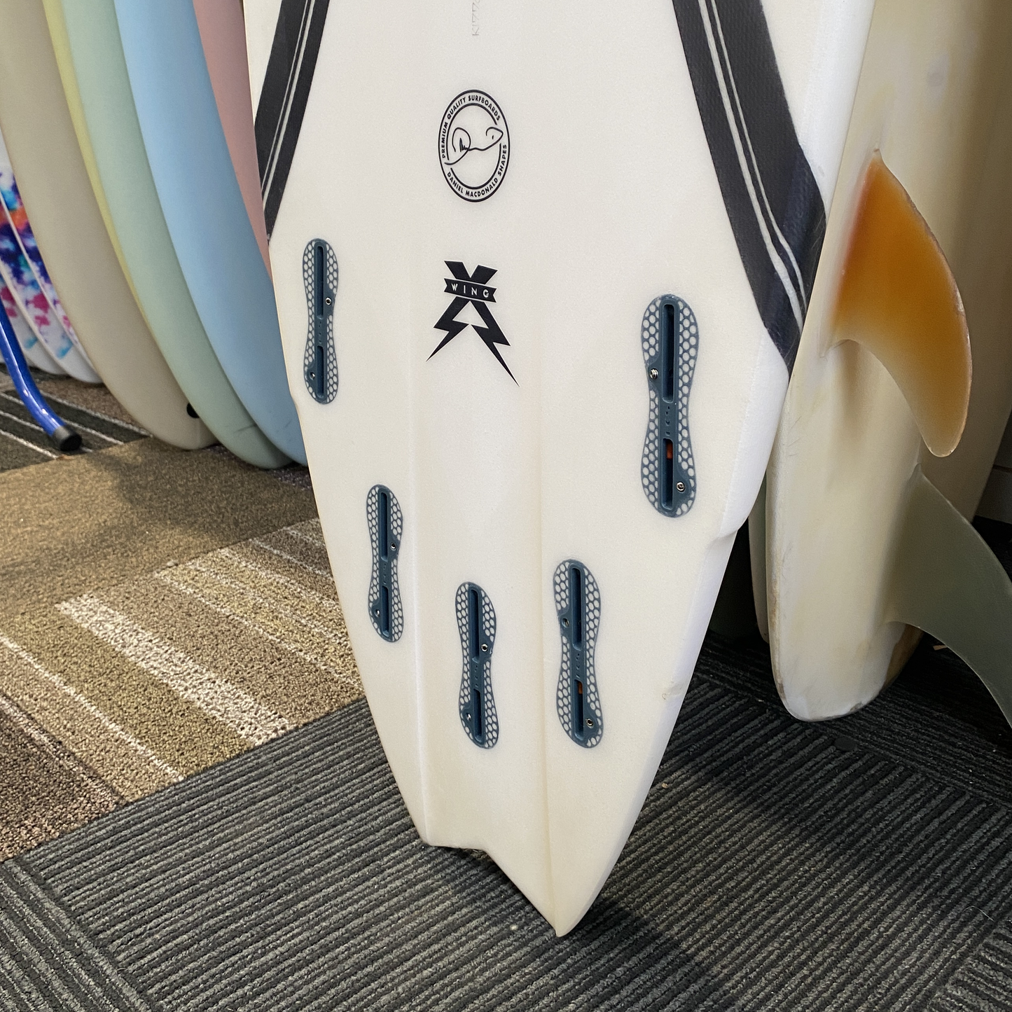 DMS WING 5'11" CARBON WRAP FCS II 29.94L