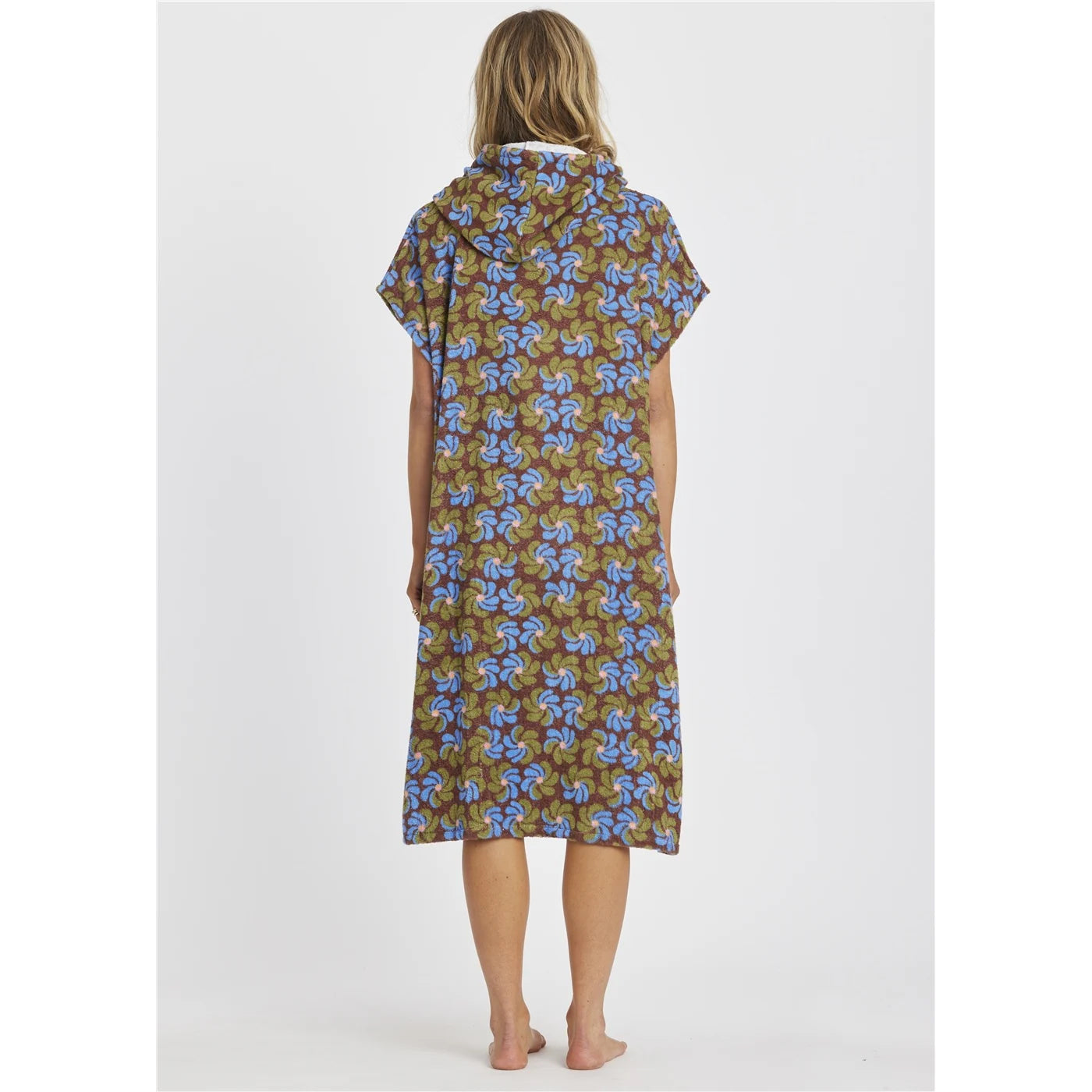 SISSTREVOLUTION WARM WAVES HOODED TOWEL - MOCHA