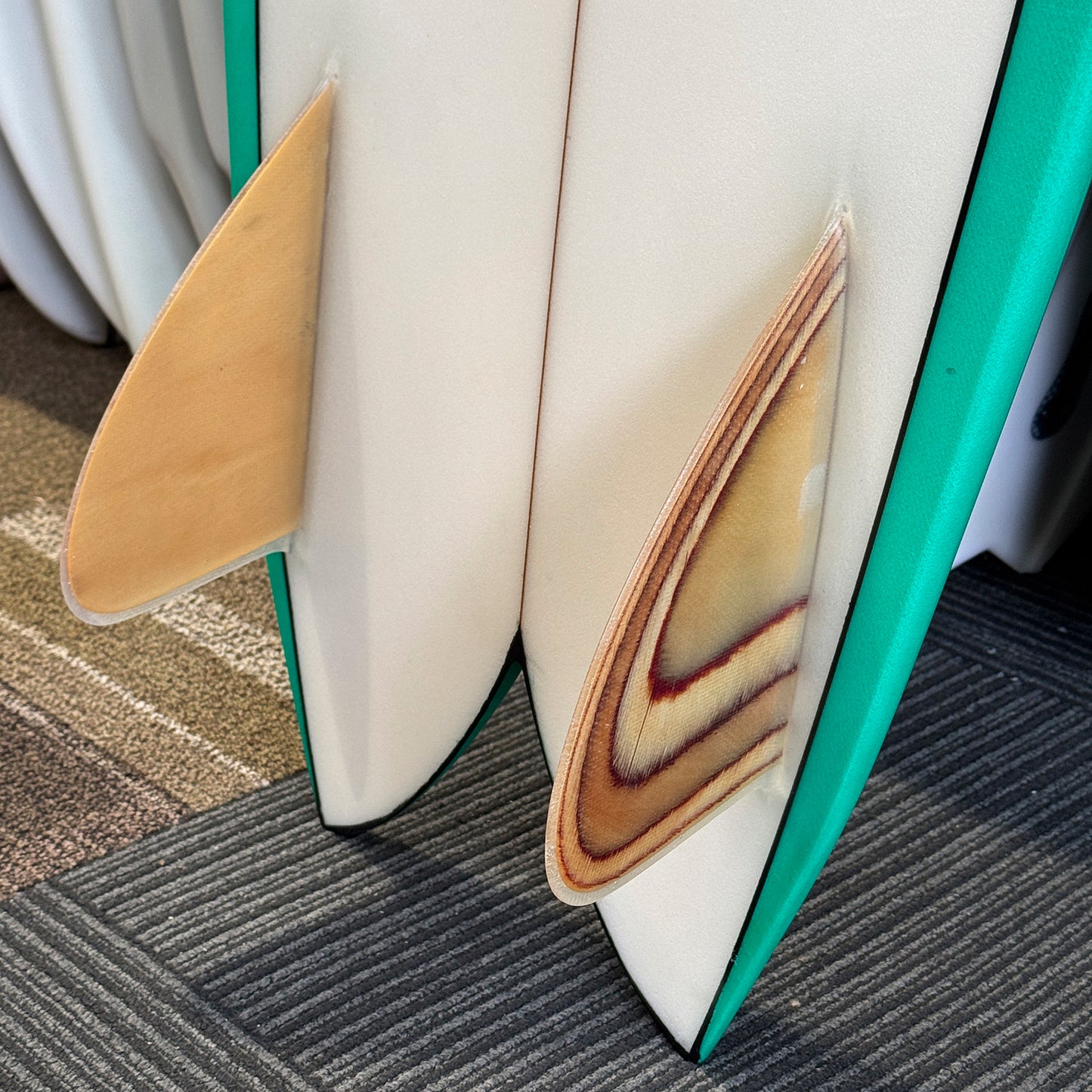 THOMAS BEXON KEEL FISH 5'4" PU 30L