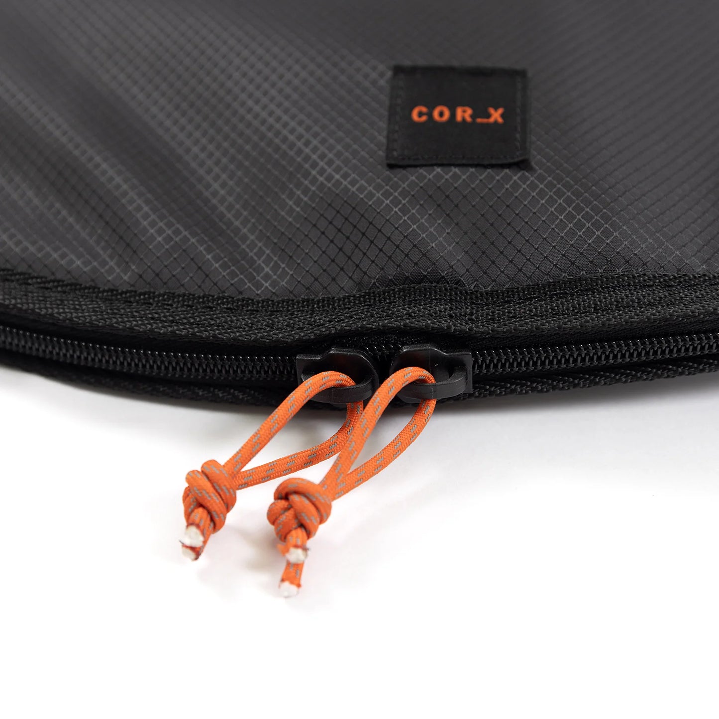 O&E COR_X SHORTBOARD DAY COVER - BLACK