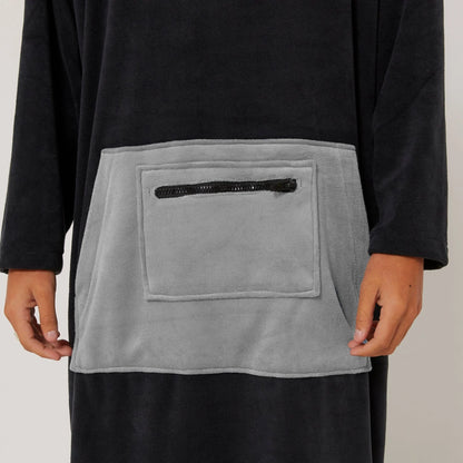 O&E SURF ESSENTIAL L/S PONCHO - DULL BLACK