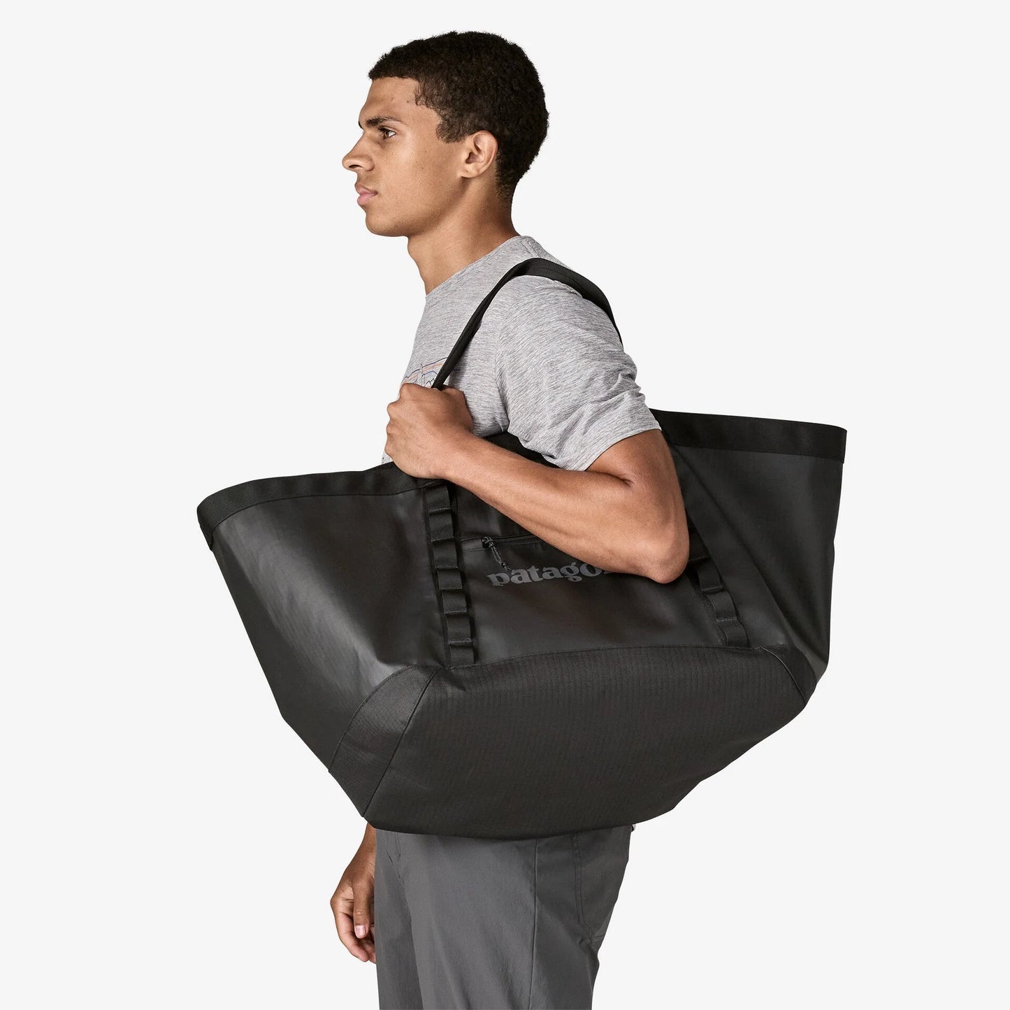 PATAGONIA BLACK HOLE GEAR TOTE 61L - WATER PEOPLE BANNER: WEATHERED STONE