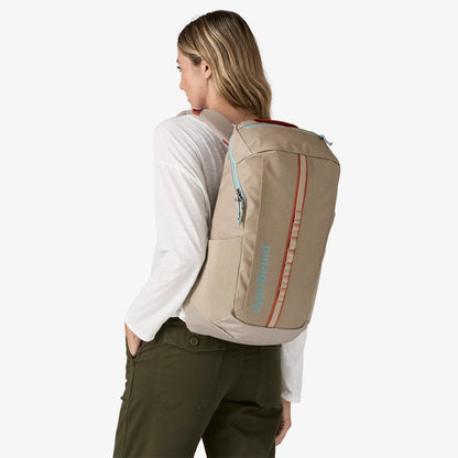 PATAGONIA BLACK HOLE PACK 25L - SEABIRD GREY