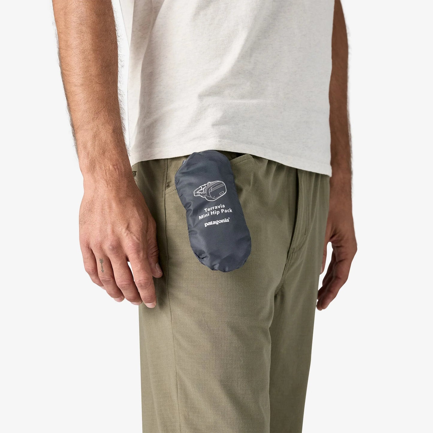 PATAGONIA TERRAVIA MINI HIP PACK 1L - PATCHWORK: GUMTREE GREEN