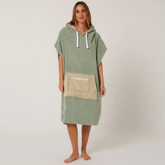 O&E DAYDREAM HOODED PONCHO - SAGE