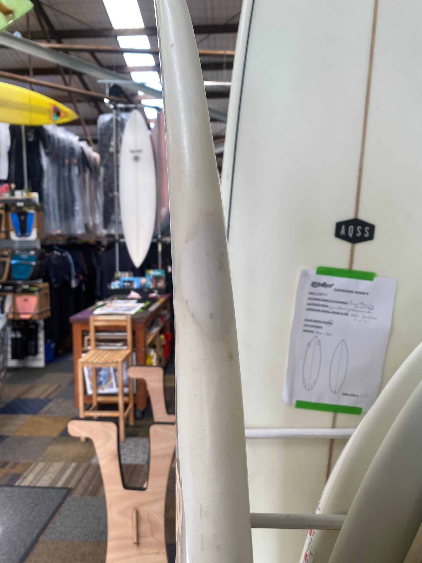 MODERN BLACKFISH 7'0" FCS PU 48L