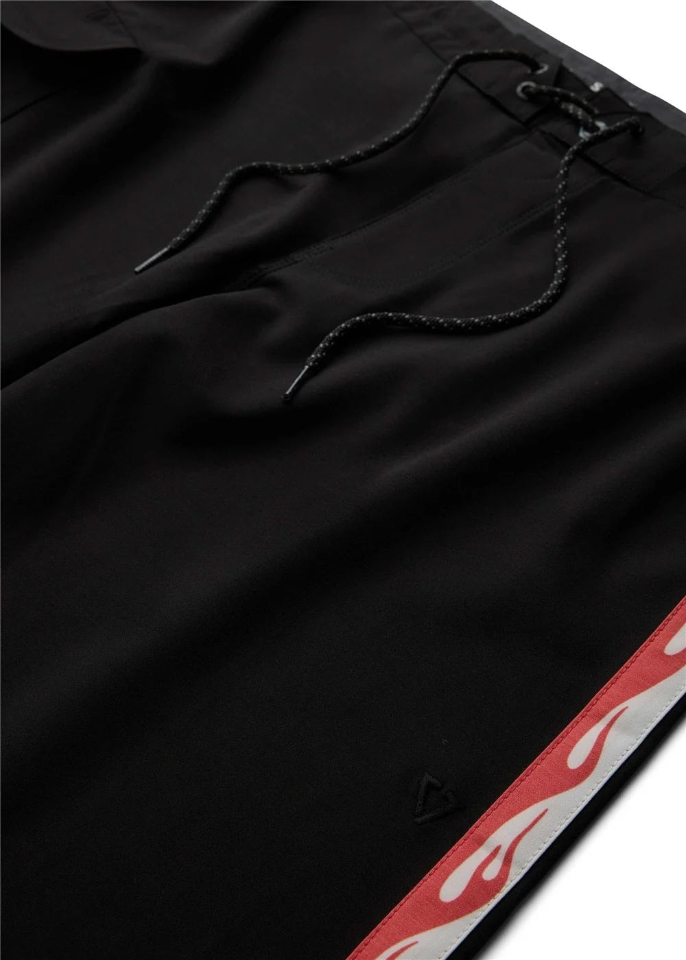 VISSLA LONG SETS 21" BOARDSHORT - BLACK