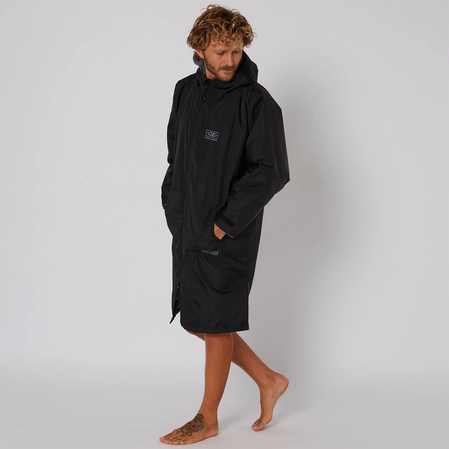 O&E SUPER STORM WATERPROOF HOODED PONCHO