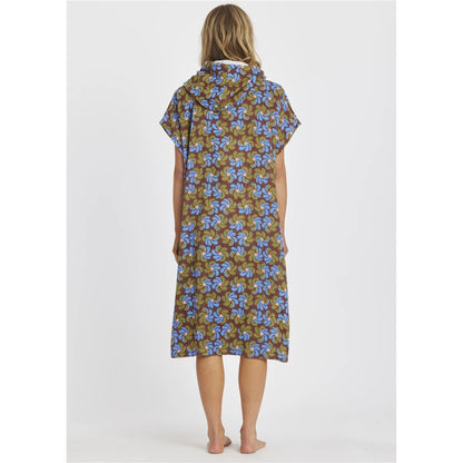 SISSTREVOLUTION WARM WAVES HOODED TOWEL - MOCHA